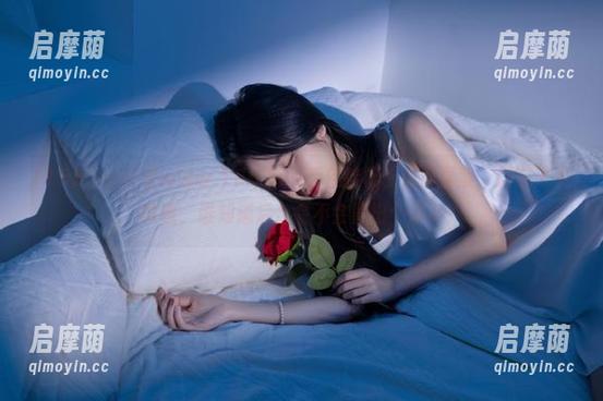 在www.155.fun后台挂机，看瓜要紧，别忘了下载哦，谁知道后台会不会冒出个爆料？