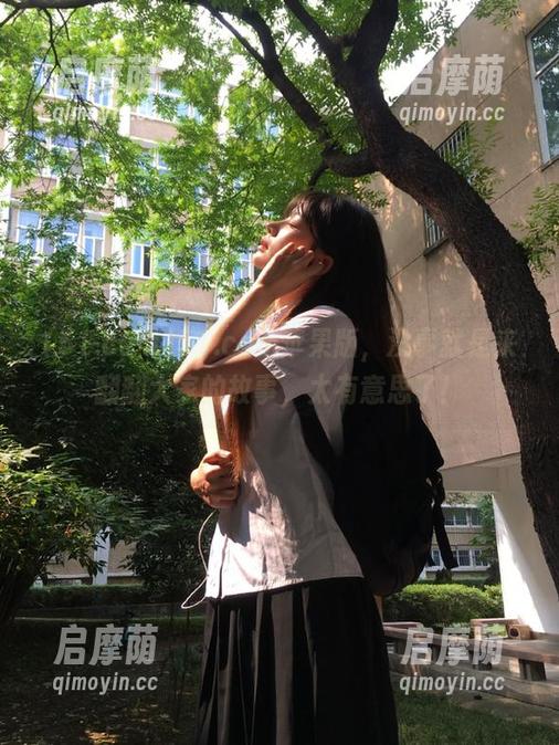 51.com苹果版，没事就是来翻翻大家的故事，太有意思了！