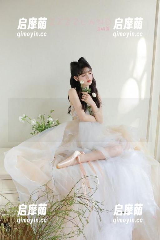 听说娜娜最近在“51吃瓜网”挖到了一些好“资源”，我已经准备好瓜子了！