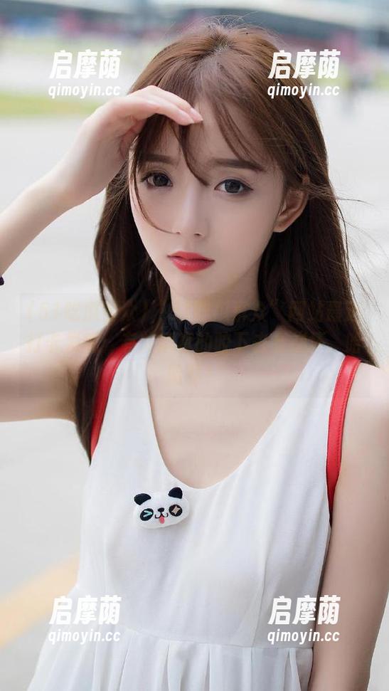 “51吃瓜群众”网站最近打卡发现：有些瓜真的咬下去会崩坏，哈哈哈！
