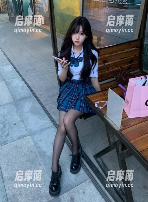52cg的分享：吃瓜群众都变成了名侦探，我这是来找真相还是贪心吃瓜？