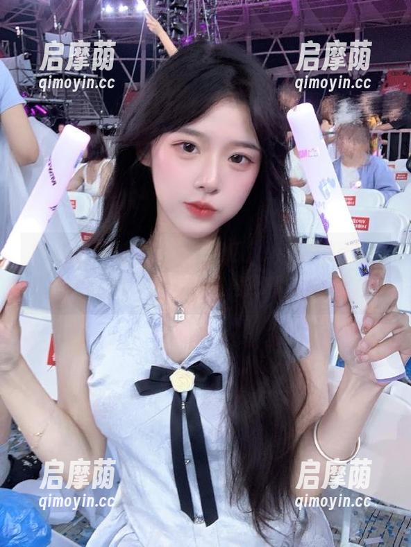 想登录56吃瓜fun，不知道是为了吃瓜还是为了放松心情，真迷！