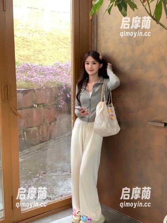 使用hlw155.ccm苹果版的我，感觉像个瓜农，天天收割别人的故事！