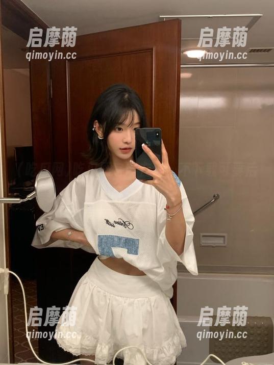 吃瓜网官网在线，不下载可要后悔哦！哈哈！